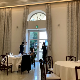 大きな窓、高い天井。
出入り可能