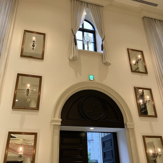 ロビーの天井がとても高く開放感ありました。