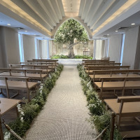 木の温もりが感じられる温かな会場です