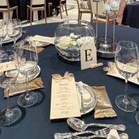 理想通りの装花で意外と安価でした
ペーパーは手作り