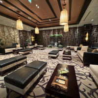 ゲストの待合室
とても広く、喫煙スペースも確保されています。