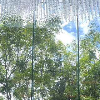 チャペル　自然光と緑