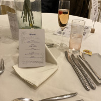 ゲストテーブル