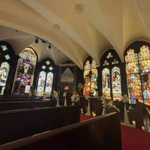 スタンドグラスのチャペル|780194さんのセント・ラファエロチャペル御堂筋の写真(2583714)