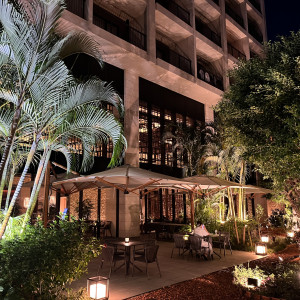 夜見たホテルです。|780211さんの瀬良垣島教会/アールイズ・ウエディングの写真(2583746)