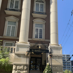 入口の写真|780216さんのセント・ラファエロチャペル御堂筋の写真(2583773)