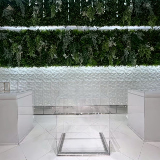 クリスタルが煌めいていて、自然光も入るため素敵でした