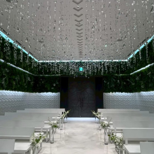 クリスタルが煌めいていて、自然光も入るため素敵でした|780257さんのHIMEJI MONOLITH 旧逓信省姫路別館 ～姫路モノリス～の写真(2583902)