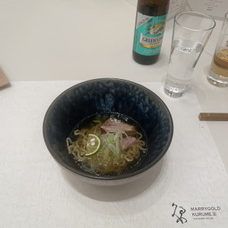 フレンチのラーメンです。
あっさりして美味しかった。