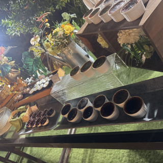 お庭に置いてあるデザートの写真です