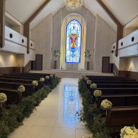 目の前のガラスからの自然光が入る感じがとても綺麗です