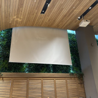 大きなスクリーン