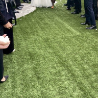 ガーデン挙式の退場するときの花道