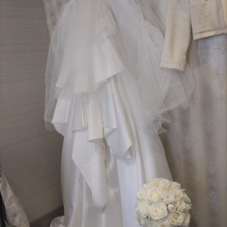 ドレスとブーケ