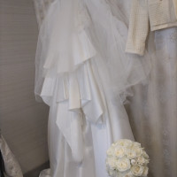 ドレスとブーケ