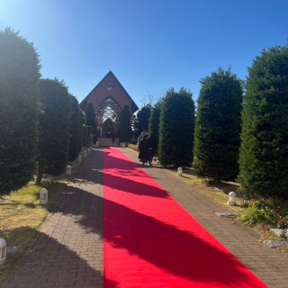 ガラスのチェペル前