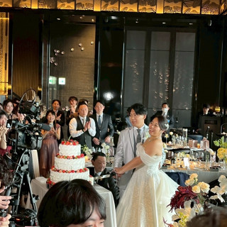 ケーキ入刀の写真