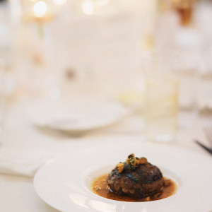 コース料理、メインのハンバーグ
コースはこれ以外にもあります|780517さんのアーセンティア迎賓館(大阪)/テイクアンドギヴ・ニーズウェディングの写真(2585083)