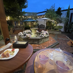 ゲストの方が挙式前に自由に飲食することもできます。|780529さんのクオーリ クオーリ   〈エルフラットグループ〉の写真(2585097)