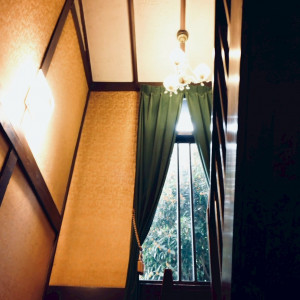 階段(ここで写真撮影もしました)|780549さんのSUD RESTAURANT TERAKOYA/テイクアンドギヴ・ニーズウェディングの写真(2585196)