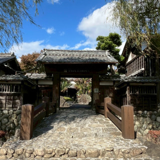 歴史のある門構えです