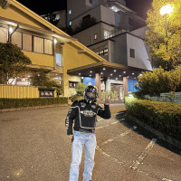 大きな暖簾が高級感あります