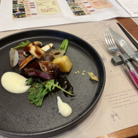 シェフの創作料理が美味しいです