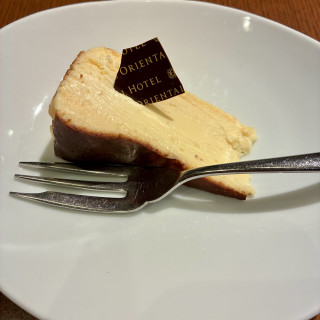 試食のデザート　バスクチーズ