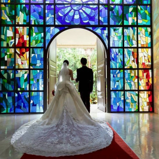 虹色のステンドグラス(土砂降り時の前撮り写真)