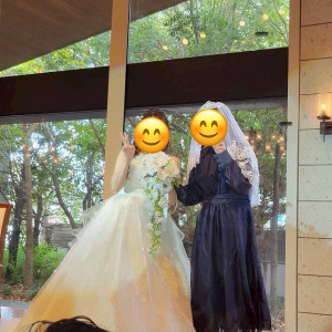 新婦お色直し友人と退場|780686さんのヴィラルーチェの写真(2599298)