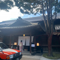 ゲスト控室の建物の外観も趣があり素敵です