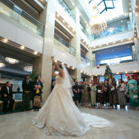 ブーケトスになります。