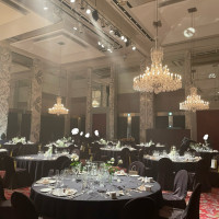 地下の披露宴会場