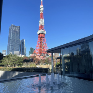 チャペルに行くまでの道のりで見える景色|780776さんのザ・プリンス パークタワー東京の写真(2586393)