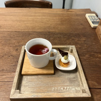 打合せ部屋でいただいた茶菓子