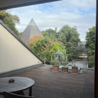 控え室前のテラス