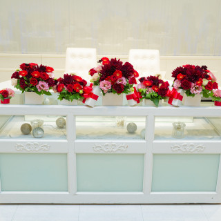 白を基調とした会場なのでイメージしたものに対応しやすかった。