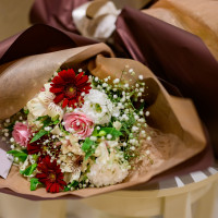 贈呈の花束(金額真ん中のプラン)