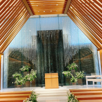 チャペルは雨の日でしたが、写真以上に明るく感じました。