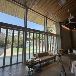 自然光がたくさん入ります|781022さんのWEEKEND HOUSE  （ウィークエンドハウス）の写真(2587935)