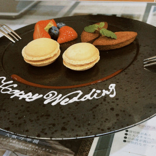 デザートの写真です！
バニラのマカロンが美味しかったです！