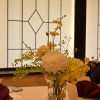 お花は、金額とイメージ伝えるとアレンジメントしてくれます