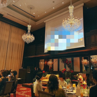 モニターと披露宴会場