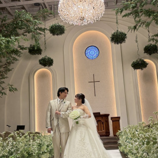 天井が高いチャペルです