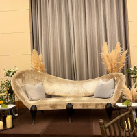 新郎新婦のソファ、装花