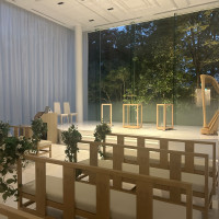 挙式場はナチュラルな雰囲気で綺麗でした。