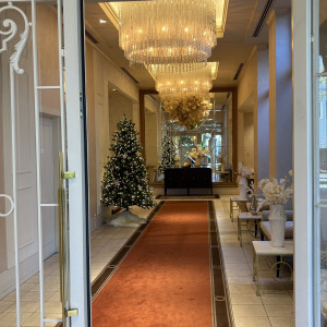 入ってすぐ|781409さんのアニヴェルセル江坂(新大阪)の写真(2589738)