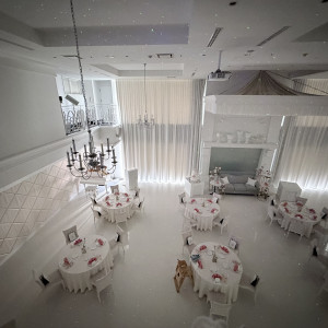 ラフィネの披露宴会場|781519さんのアルカンシエル横浜 luxemariage（アルカンシエルグループ）の写真(2590395)