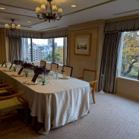 家族のみの8人で挙式