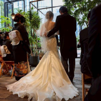 3人でバージンロード歩きました